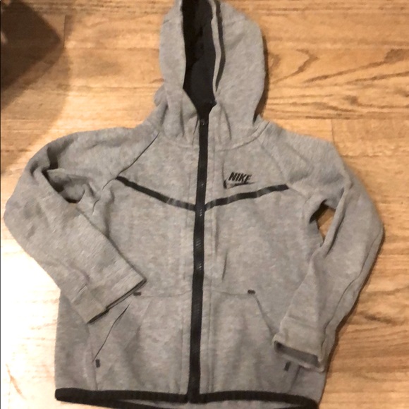 nike zip up coat